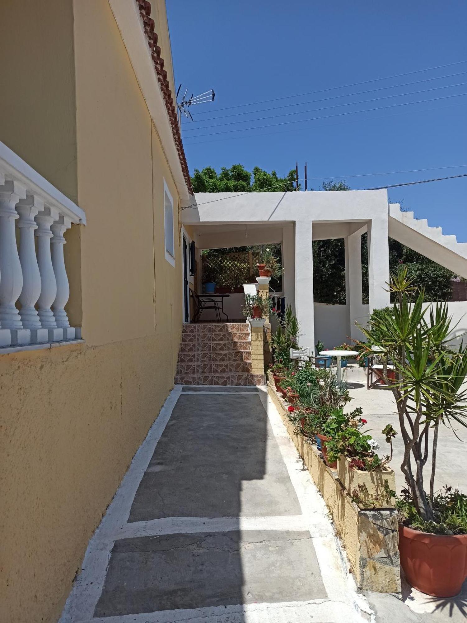 Apartamento Dimitris House Petriti Exterior foto