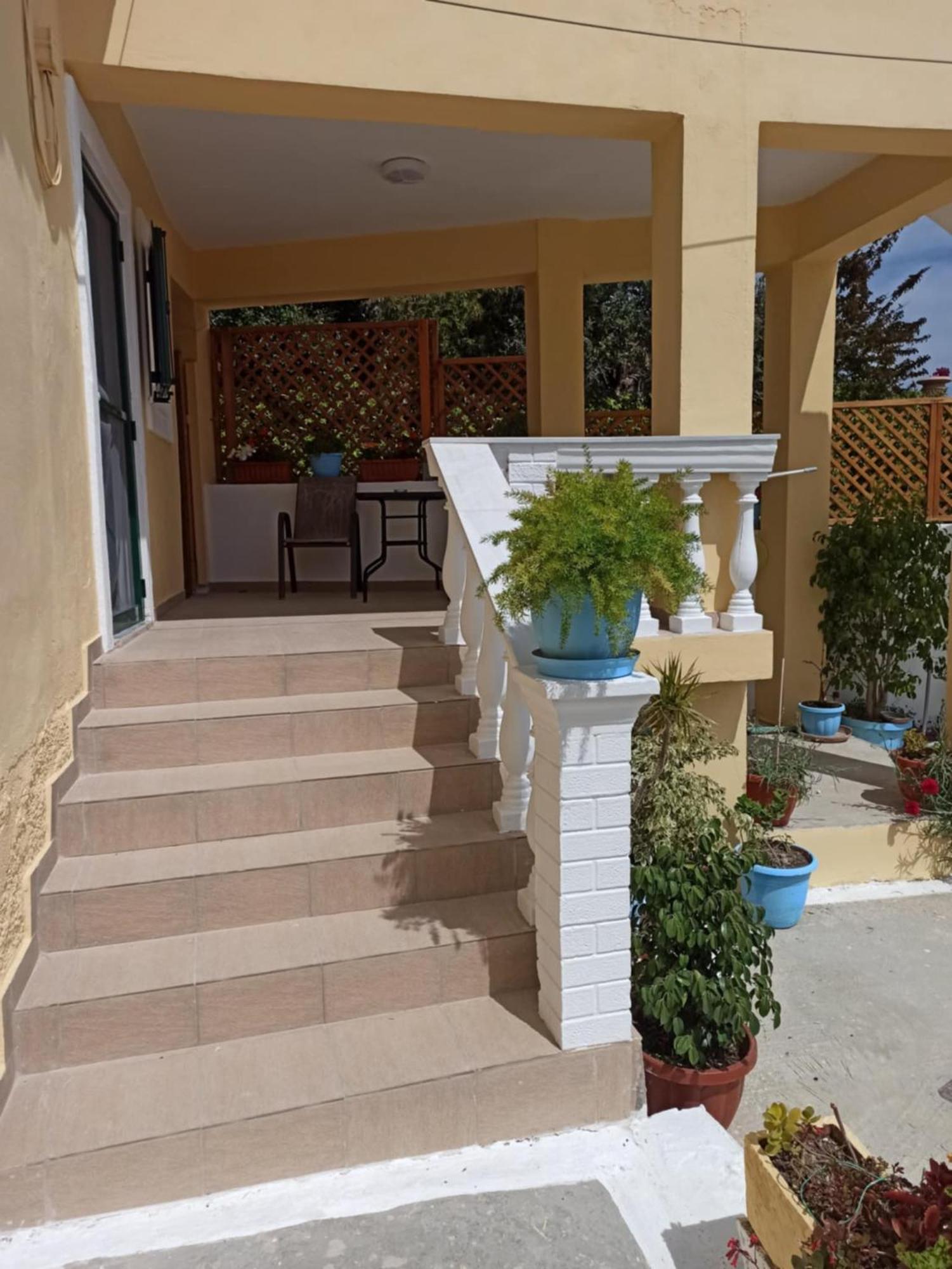 Apartamento Dimitris House Petriti Exterior foto